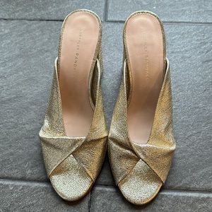 Loeffler Randall laurel gold heels